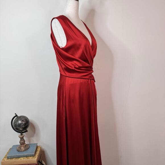 Talbot Runhof Draped Wrap Detail Sleeveless Crepe Satin Gown Red Size 8 Formal - Picture 11 of 16